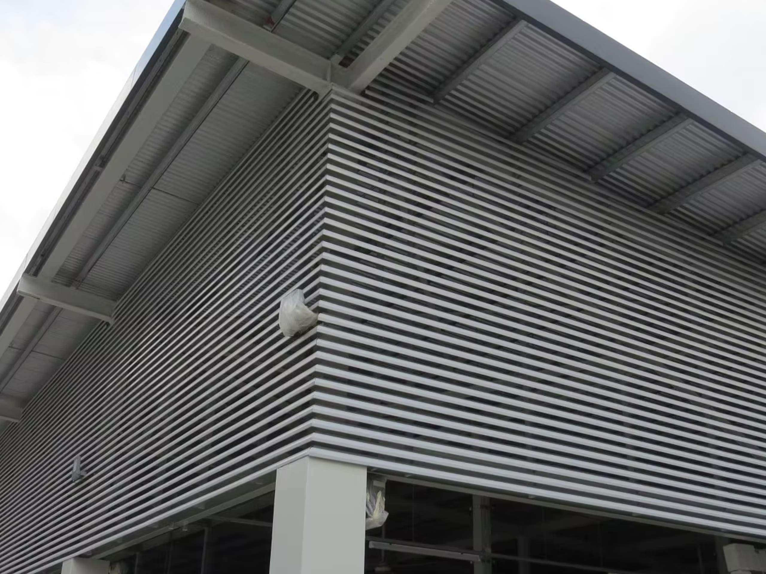 Sun Louvers System